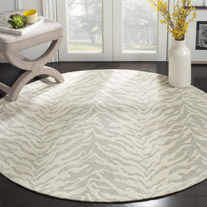 Safavieh Marbella 632 Hand Loomed Polyester Chenille Contemporary Rug MRB632A-3