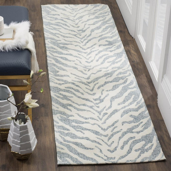 Safavieh Marbella MRB632 Rug