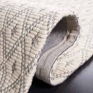 Safavieh Marbella 752 Hand Woven 80% Wool and 20% Cotton Rug MRB752A-8