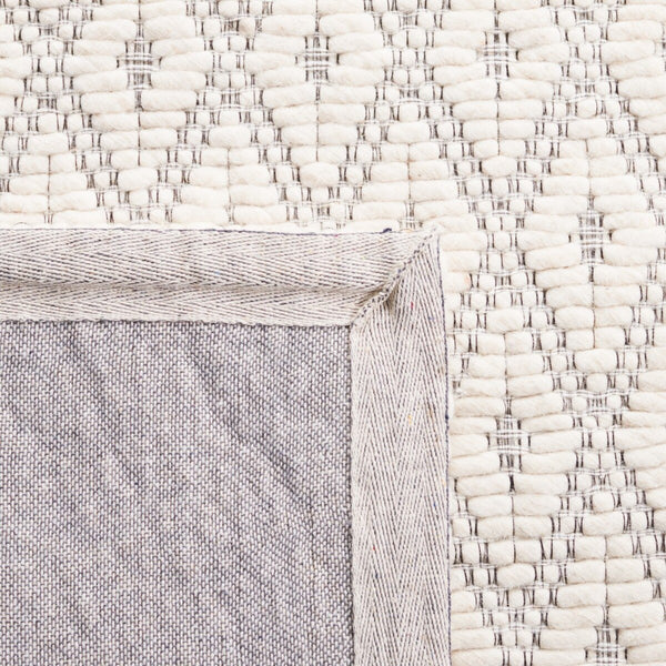 Safavieh Marbella 752 Hand Woven 80% Wool and 20% Cotton Rug MRB752A-8