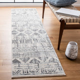 Mercer 400 Mercer 416 Bohemian Power Loomed Polypropylene Pile Rug Ivory / Charcoal