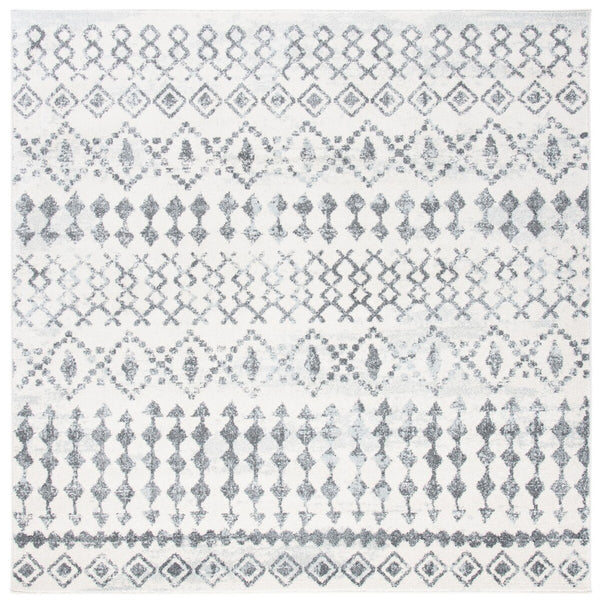 Mercer 400 Mercer 420 Bohemian Power Loomed Polypropylene Pile Rug Ivory / Grey