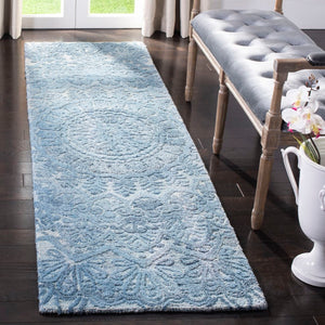 Safavieh Marquee 110 Hand Tufted 90% Wool and 10% Polyester Rug MRQ110D-9