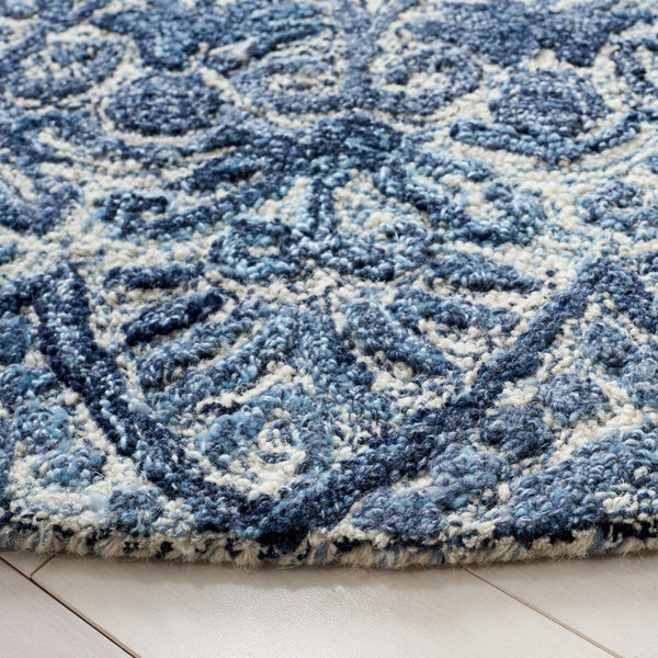 Safavieh Marquee 110 Hand Tufted 90% Wool and 10% Polyester Rug MRQ110N-9