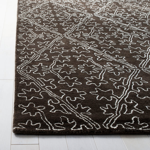 Safavieh Martha MSR3258 Hand Tufted Rug