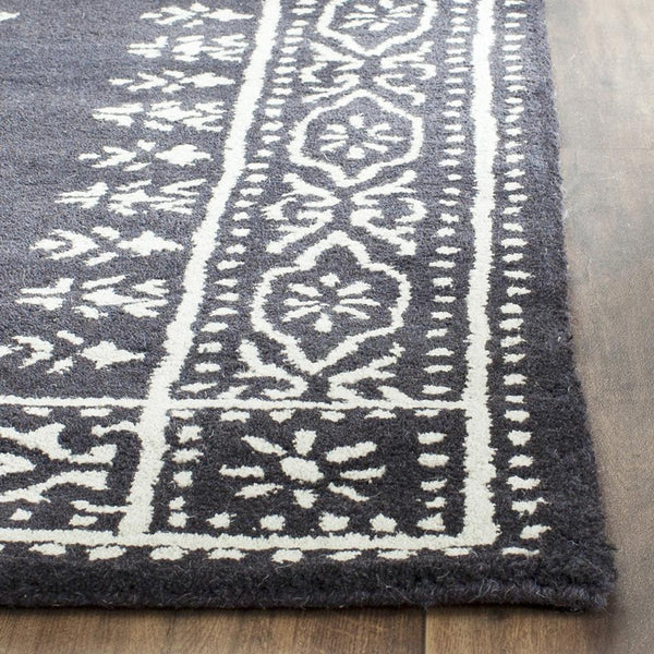 Safavieh Martha MSR4538 Rug