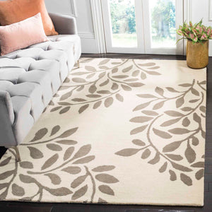 Safavieh Martha MSR4560 Tufted And Hand Loomed Rug