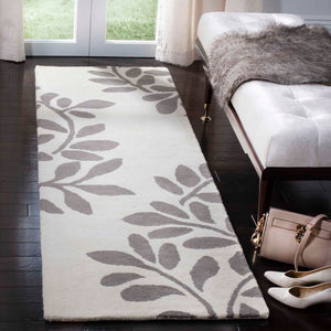 Safavieh Martha MSR4560 Tufted And Hand Loomed Rug