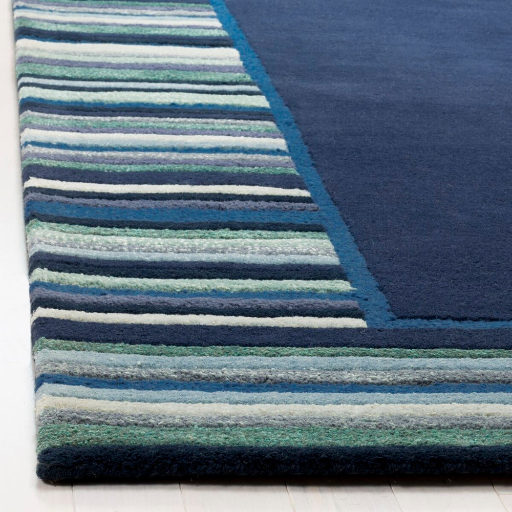 Safavieh Striped Border HAND TUFTED 70% Wool and 30% Viscose Rug MSR4715C-8R