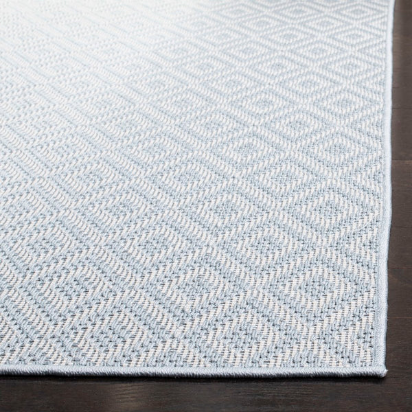 Martha Stewart Indoor Outdoor Martha Stewart Outdoor 337 Indoor - Outdoor Power Loomed Polypropylene Frize Rug Aqua / Cream