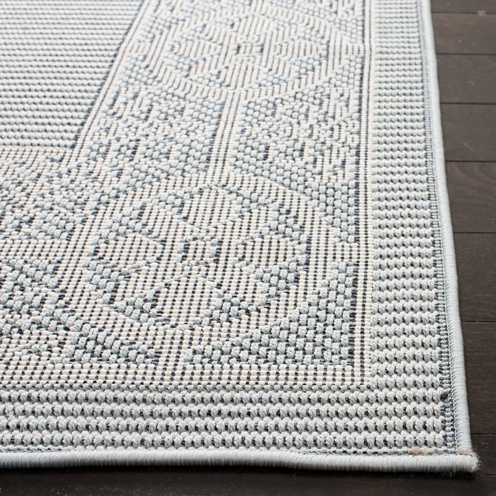 Martha Stewart Indoor Outdoor Martha Stewart Outdoor 338 Indoor - Outdoor Power Loomed Polypropylene Frize Rug Aqua / Cream