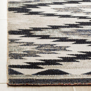 Safavieh Montage 216 Power Loomed 95% Polypropylene/ 5% Polyester Rug MTG216H-4
