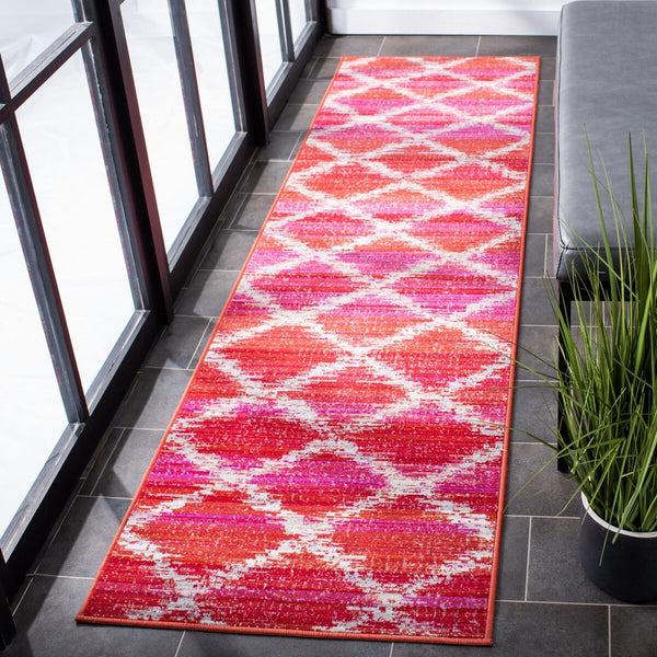 Safavieh Montage Power Loomed 95% Polypropylene/ 5% Polyester Rug MTG261R-9