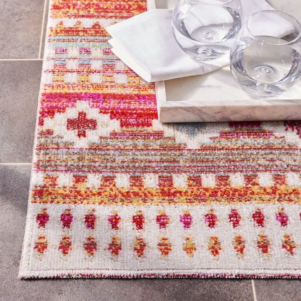 Montage 200 Montage  Power Loomed 100% Polypropylene Rug Red / Fuchsia