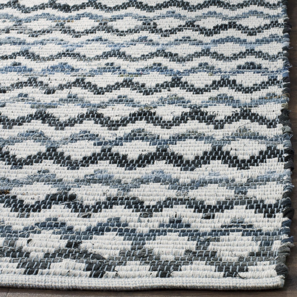 Safavieh Montauk MTK120 Hand Woven Rug