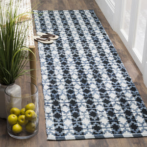 Safavieh Montauk 123 Hand Woven Cotton Rug MTK123A-4SQ