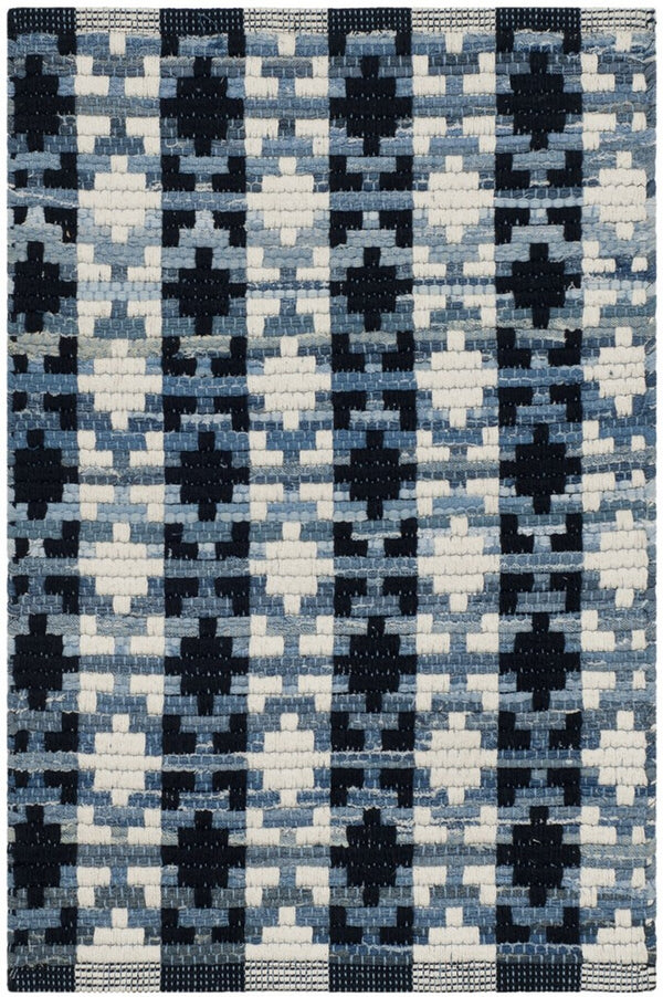 Safavieh Montauk 123 Hand Woven Cotton Rug MTK123A-4SQ