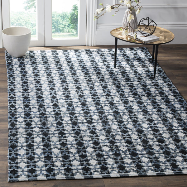 Safavieh Montauk 123 Hand Woven Cotton Rug MTK123A-4SQ