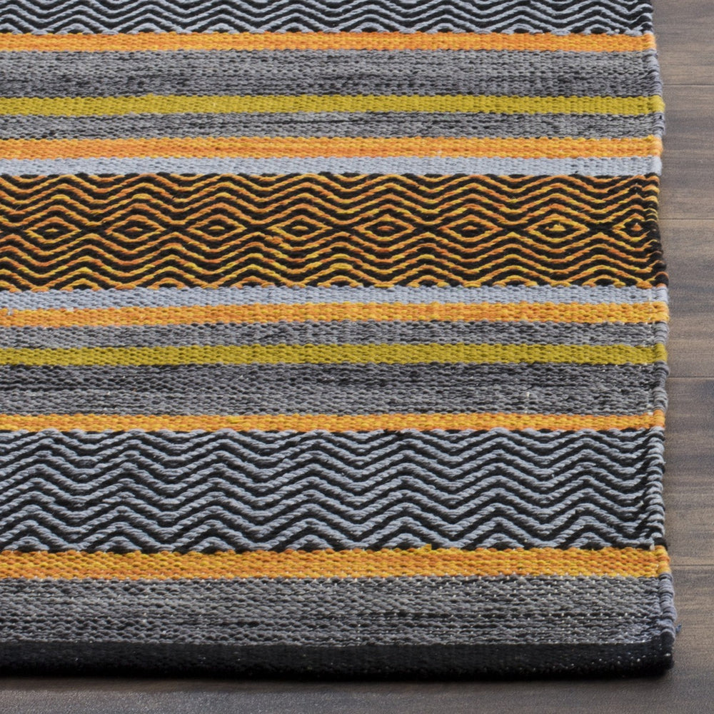 Safavieh Montauk MTK212 Rug