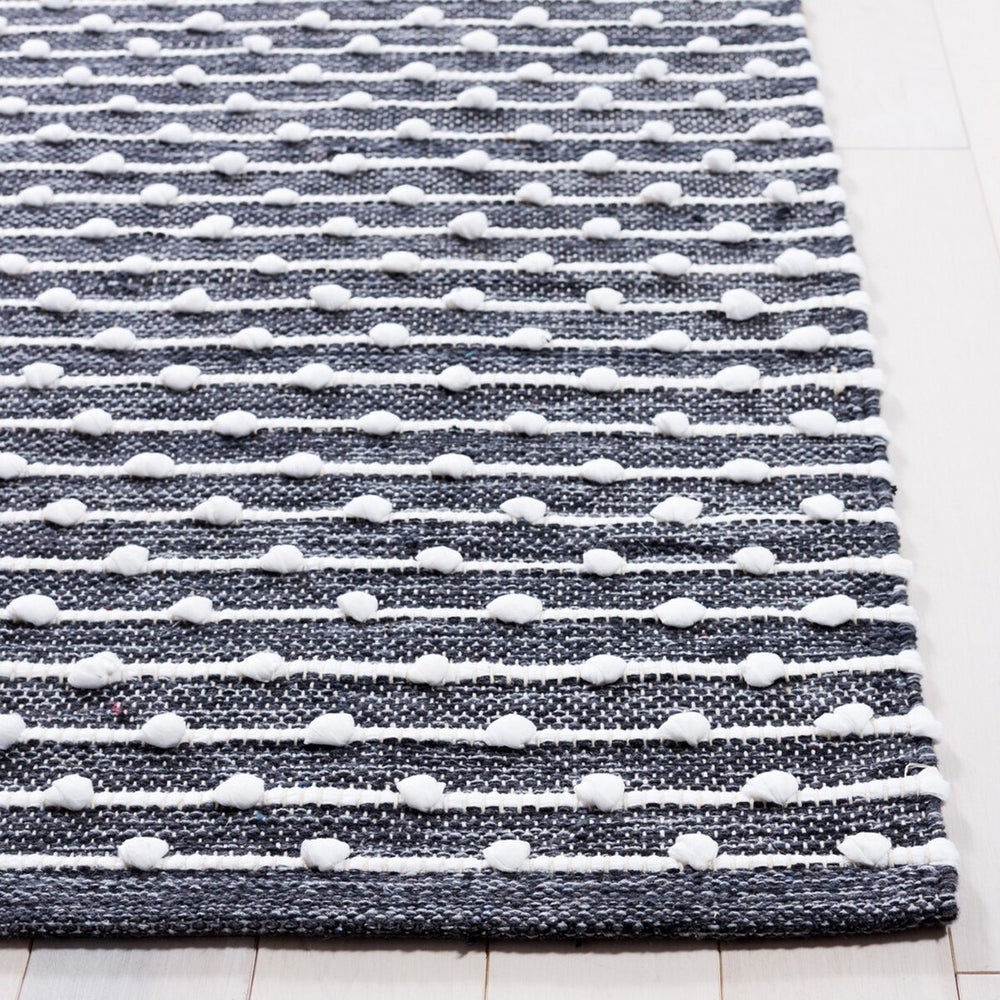 Safavieh Montauk 275 Flat Weave 50% Cotton and 50% Viscose Rug MTK275F-8