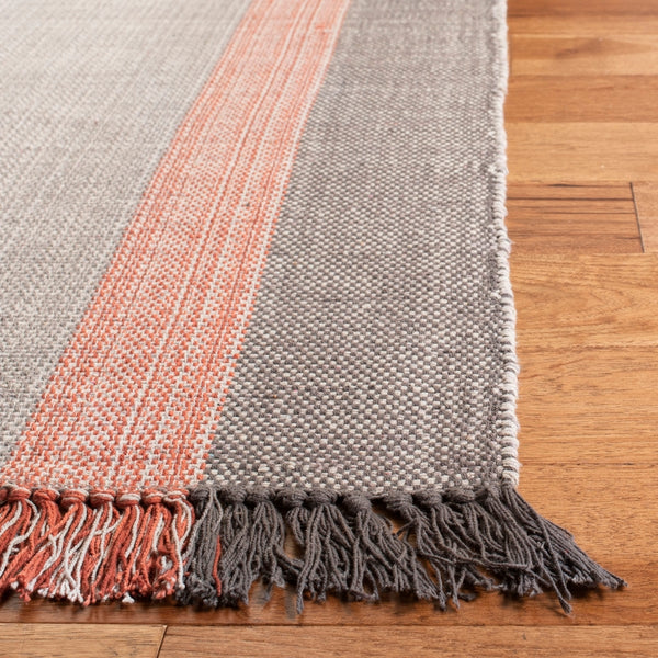 Safavieh Montauk MTK301 Hand Woven Rug