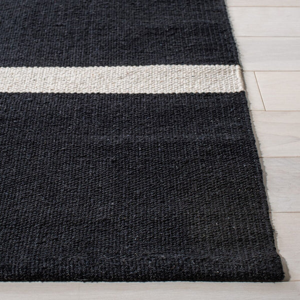 Safavieh Montauk 311 Hand Woven Cotton Contemporary Rug MTK311Z-26