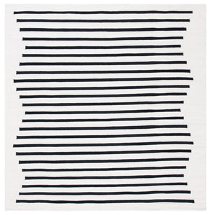 Safavieh Montauk 313 Hand Woven 100% Cotton Rug Ivory / Black 100% Cotton MTK313A-9