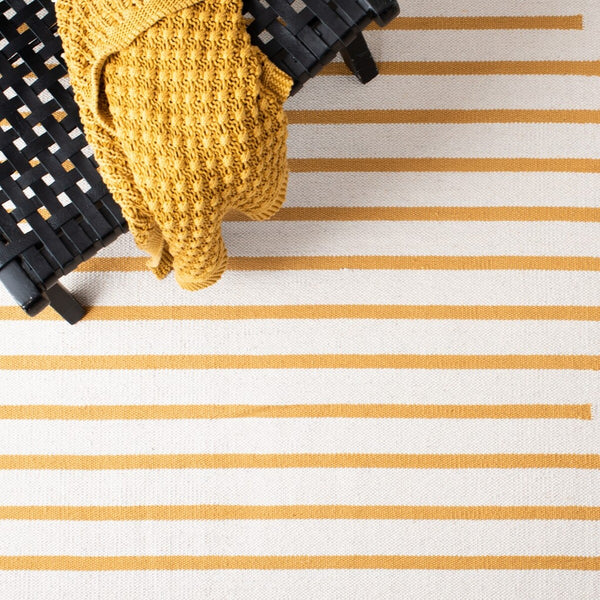 Safavieh Montauk 313 Hand Woven 100% Cotton Rug Ivory / Gold 100% Cotton MTK313C-9