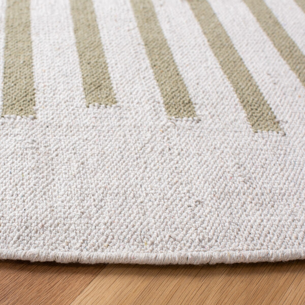 Safavieh Montauk 313 Hand Woven 100% Cotton Rug Ivory / Light Green 100% Cotton MTK313J-9