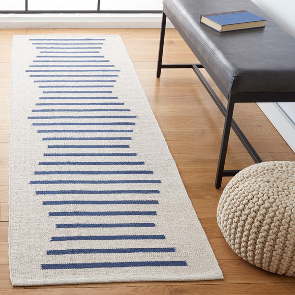 Safavieh Montauk 313 Hand Woven 100% Cotton Rug Ivory / Navy 100% Cotton MTK313M-9