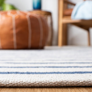 Safavieh Montauk 313 Hand Woven 100% Cotton Rug Ivory / Navy 100% Cotton MTK313M-9