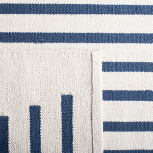Safavieh Montauk 313 Hand Woven 100% Cotton Rug Ivory / Navy 100% Cotton MTK313M-9