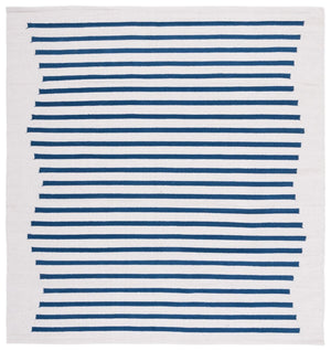 Safavieh Montauk 313 Hand Woven 100% Cotton Rug Ivory / Navy 100% Cotton MTK313M-9