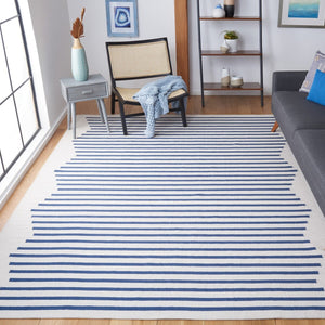 Safavieh Montauk 313 Hand Woven 100% Cotton Rug Ivory / Navy 100% Cotton MTK313M-9
