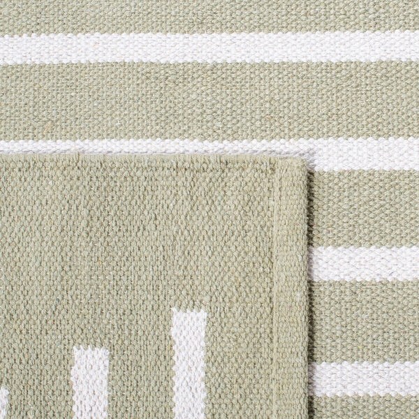 Safavieh Montauk 313 Hand Woven 100% Cotton Rug Light Green / Ivory 100% Cotton MTK313W-9