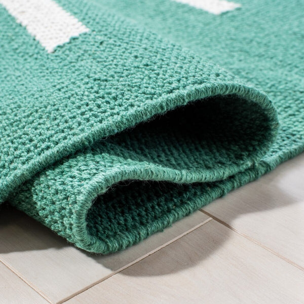 Safavieh Montauk 313 Hand Woven 100% Cotton Rug Dark Green / Ivory 100% Cotton MTK313Y-9