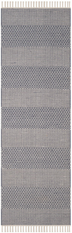 Safavieh Montauk MTK330 Hand Woven Rug