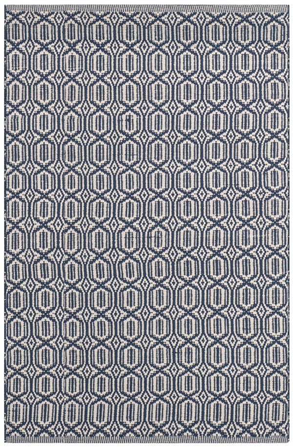 Safavieh Montauk MTK333 Hand Woven Rug