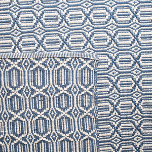 Safavieh Montauk 333 Hand Woven Cotton Rug MTK333B-4