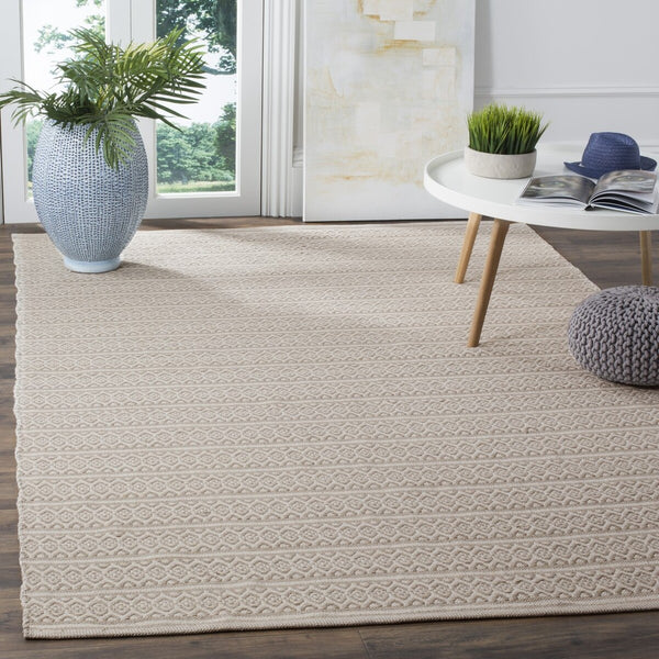 Safavieh Montauk 341 Hand Woven Cotton Rug MTK341A-4