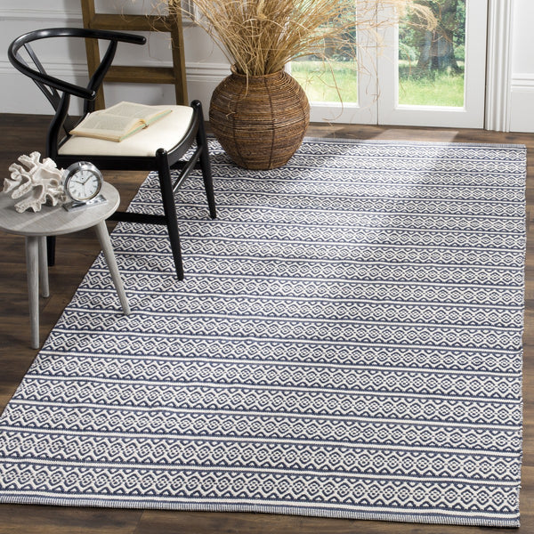 Safavieh Montauk 341 Hand Woven Cotton Rug MTK341B-4