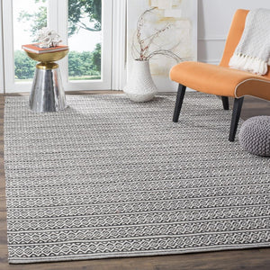 Safavieh Montauk 341 Hand Woven Cotton Rug MTK341D-4R