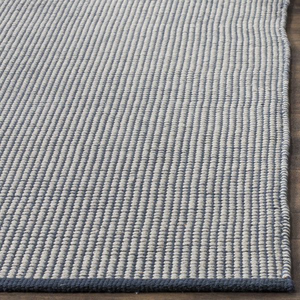 Safavieh Montauk MTK345 Rug