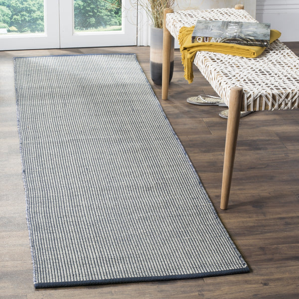 Safavieh Montauk MTK345 Rug