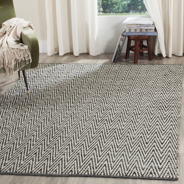Safavieh Montauk MTK411 Rug