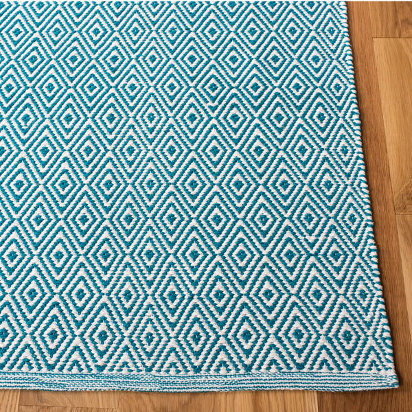 Safavieh Montauk 515 Hand Woven Cotton Rug MTK515B-4SQ