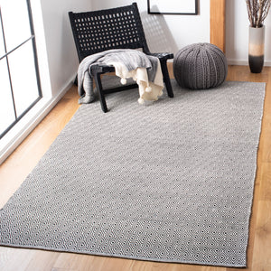 Safavieh Montauk 515 Hand Woven Cotton Rug MTK515E-4SQ