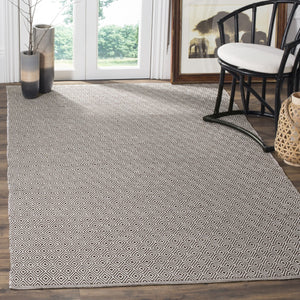 Safavieh Montauk MTK515 Rug