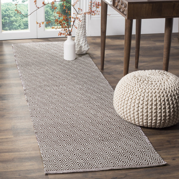 Safavieh Montauk MTK515 Rug