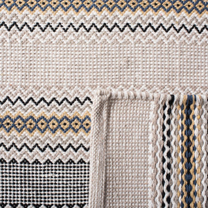 Safavieh Montauk MTK536 Hand Woven Rug